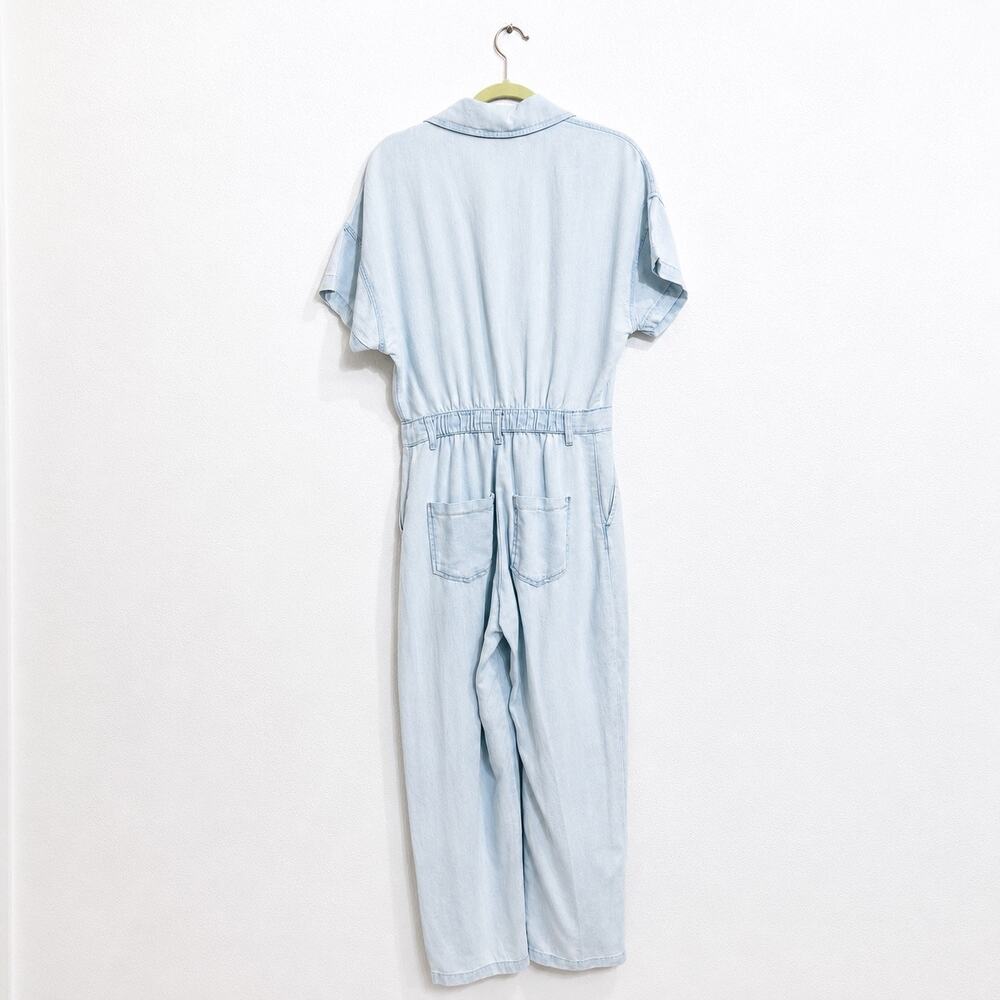 Zara Light Wash Denim Utility Jumpsuit Short Sleeve Button Front Sz M - Picture 8 of 9